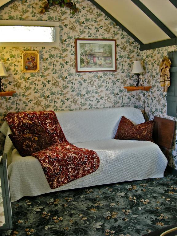 The Old Tower House Bed & Breakfast North Bend Pokój zdjęcie